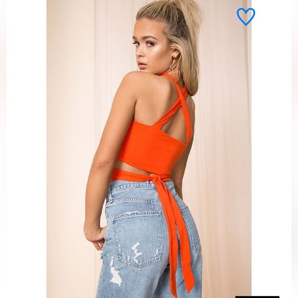 NWT Superdown elva halter tie top orange tie cut out cropped Revolve M - Picture 2 of 9